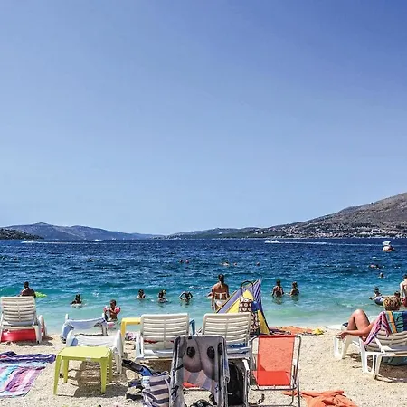 Lägenhet Stunning In Okrug Gornji *